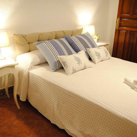 Luz y Sencillez en el Centro Histórico de Málaga Apartamento Exterior foto