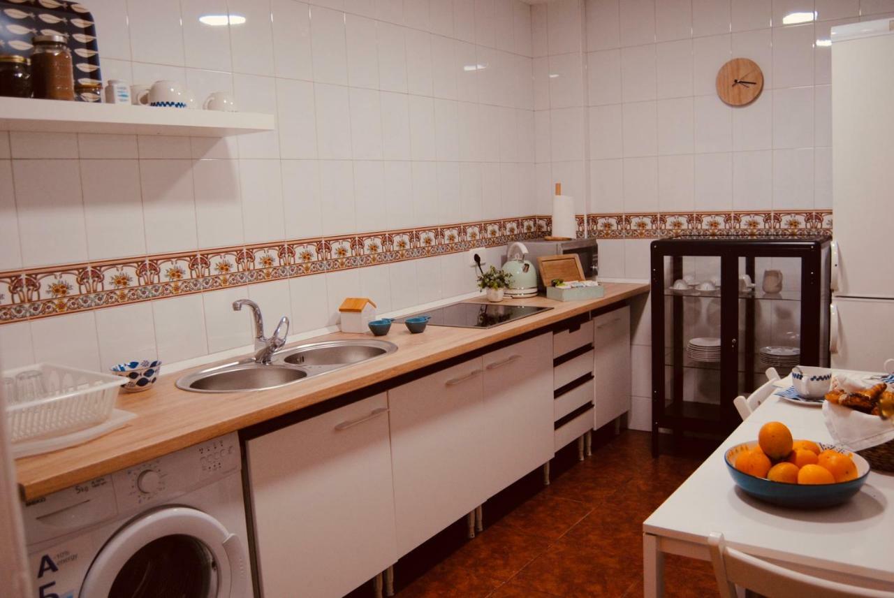 Luz y Sencillez en el Centro Histórico de Málaga Apartamento Exterior foto