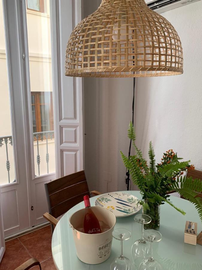 Luz y Sencillez en el Centro Histórico de Málaga Apartamento Exterior foto