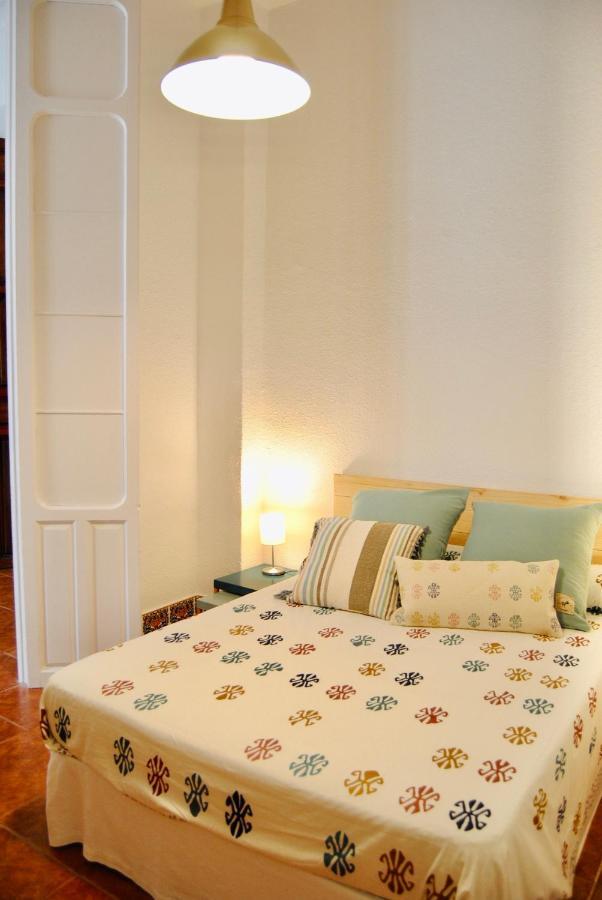 Luz y Sencillez en el Centro Histórico de Málaga Apartamento Exterior foto